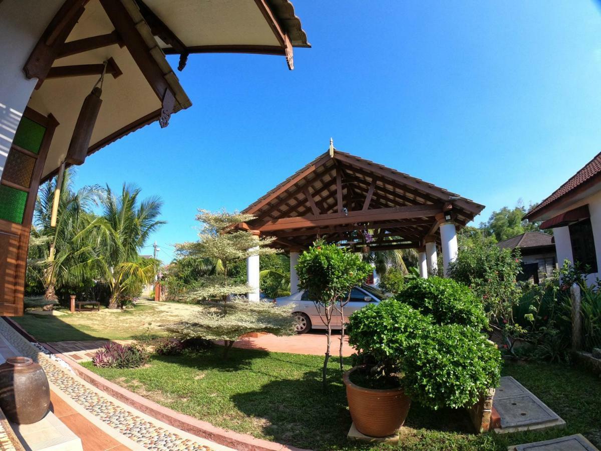 Anjung Nor Muslim Homestay Dungun Exterior photo